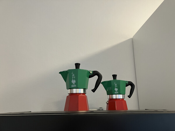 Italian moka coffee makers